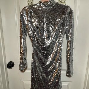 Low back sequin silver party dress